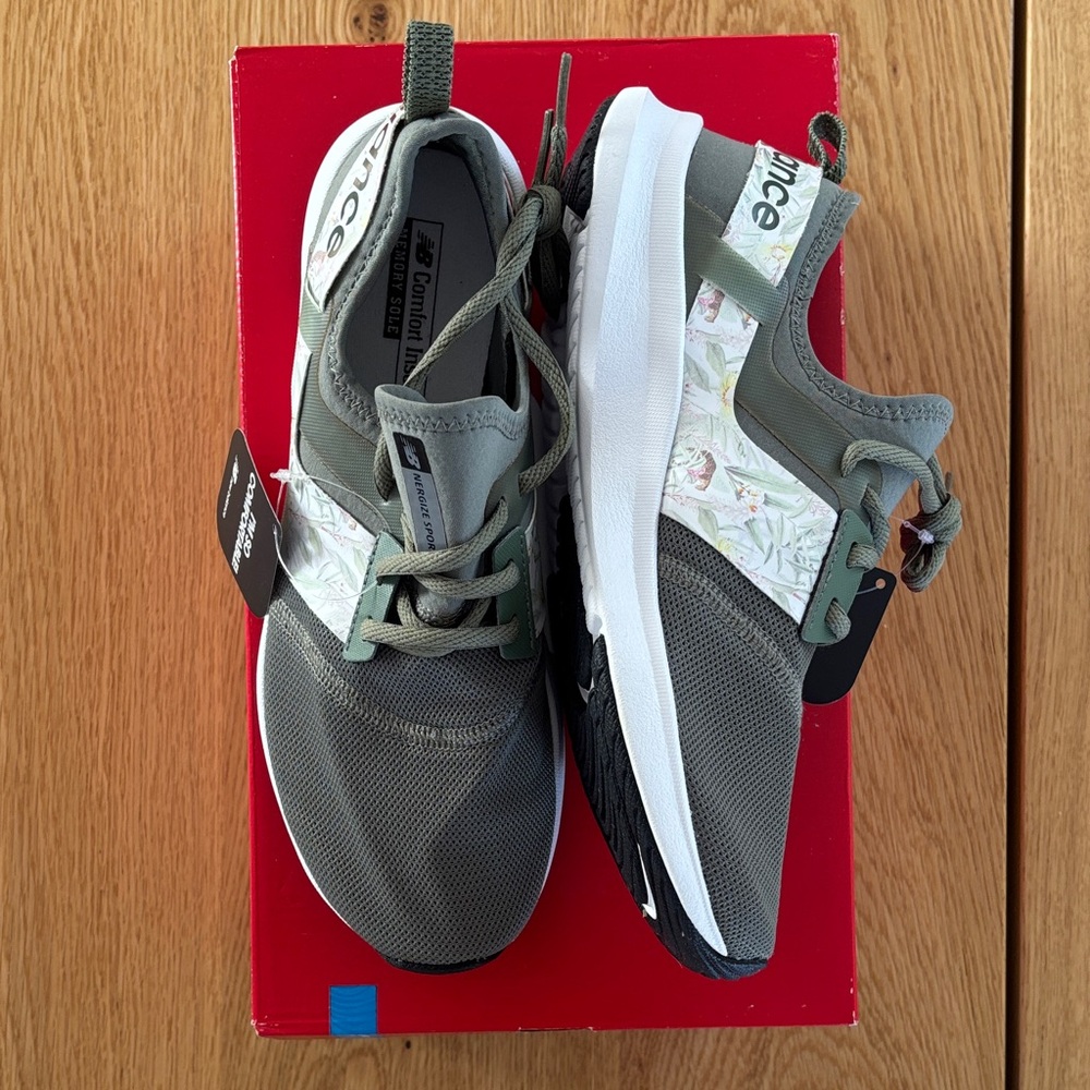 New Balance Sneakers